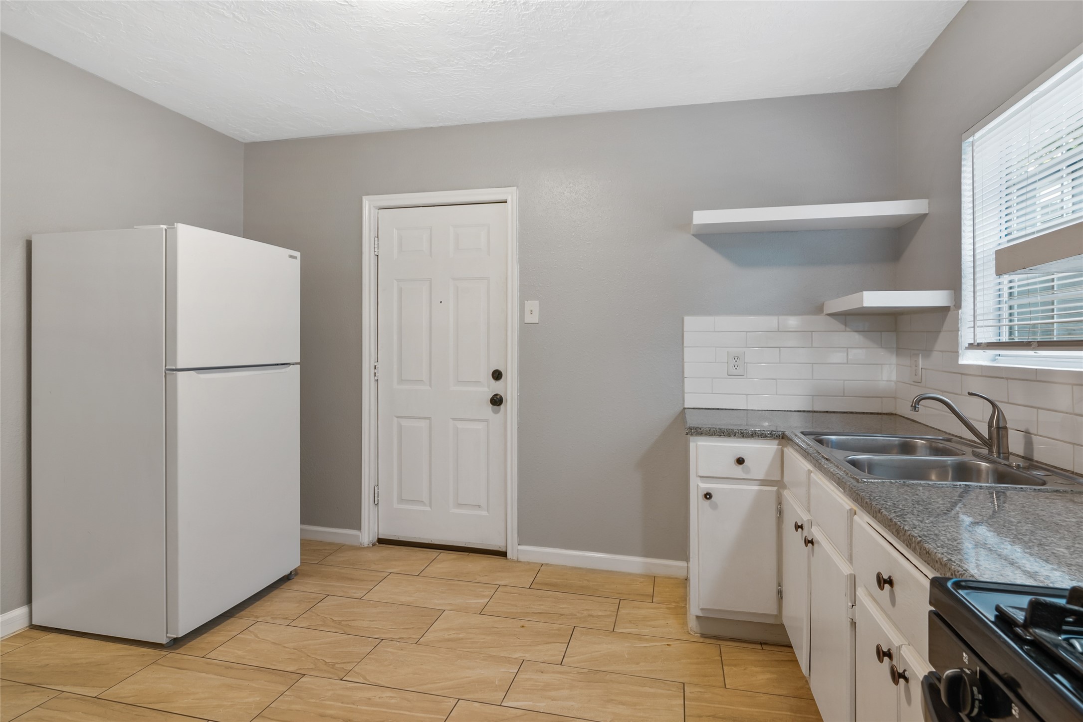 3117 Isabella Street, Unit B Houston, TX 77004 - Photo 2 of 20