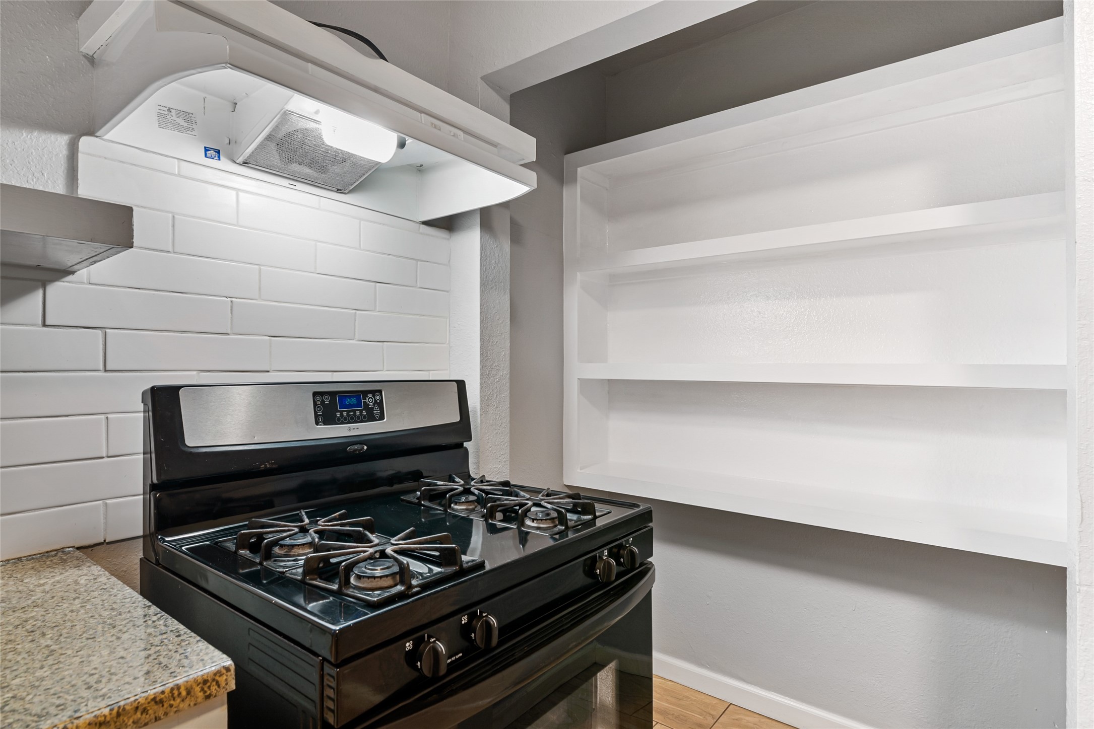 3117 Isabella Street, Unit B Houston, TX 77004 - Photo 3 of 20