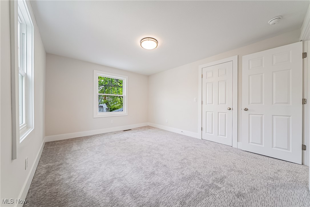 3817 Summit Park Road Cleveland Heights, OH 44121 - Photo 21 of 29 Carpeted bedroom with a closet