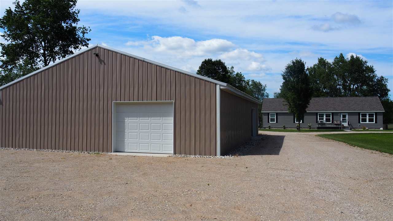 18392 Karlin Road Thompsonville, MI 49683 - Photo 3 of 37 1890145-2.JPG