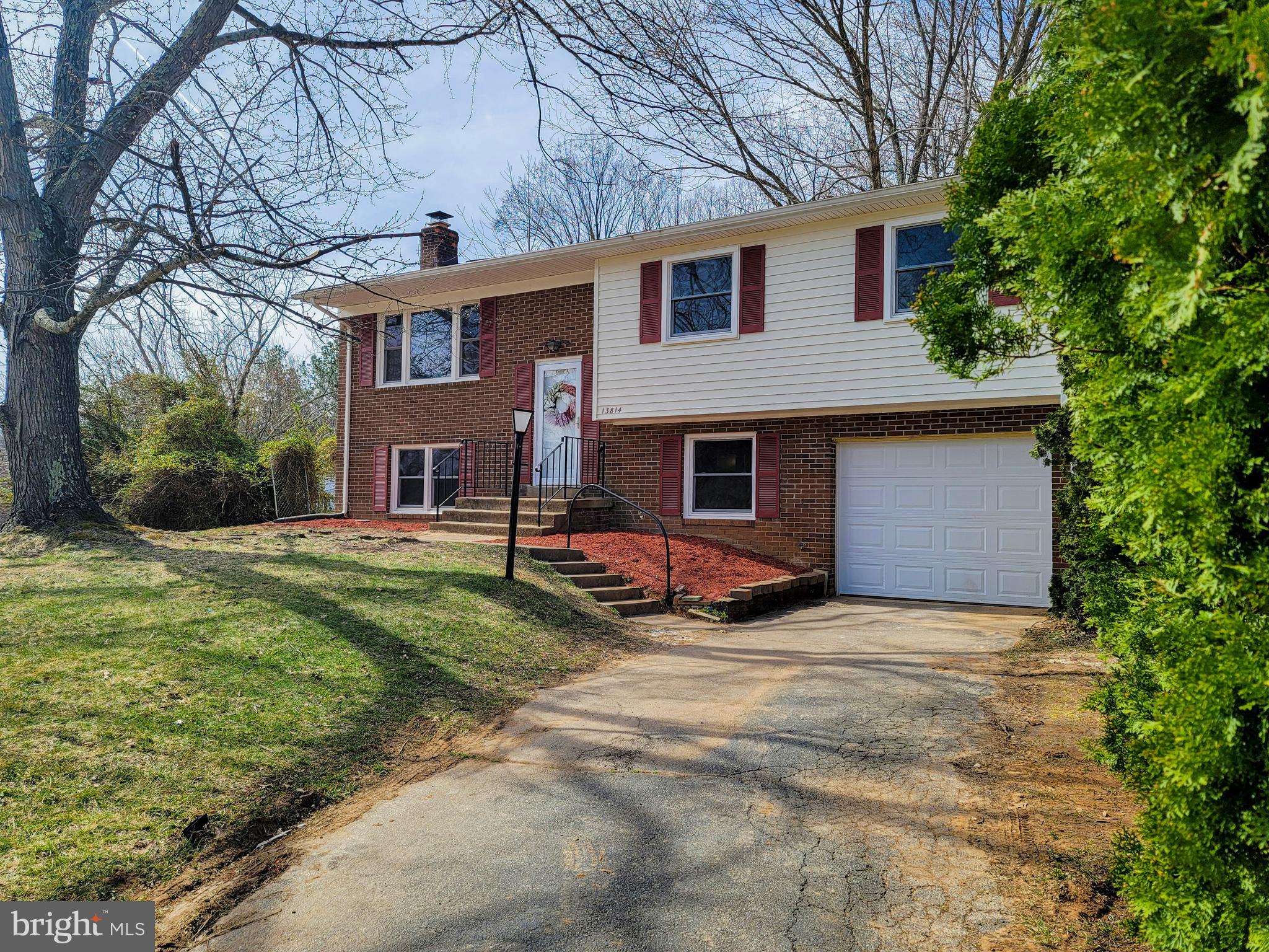 13814 Delaney Road Woodbridge, VA 22193 - Photo 2 of 54 Gallery Image 2