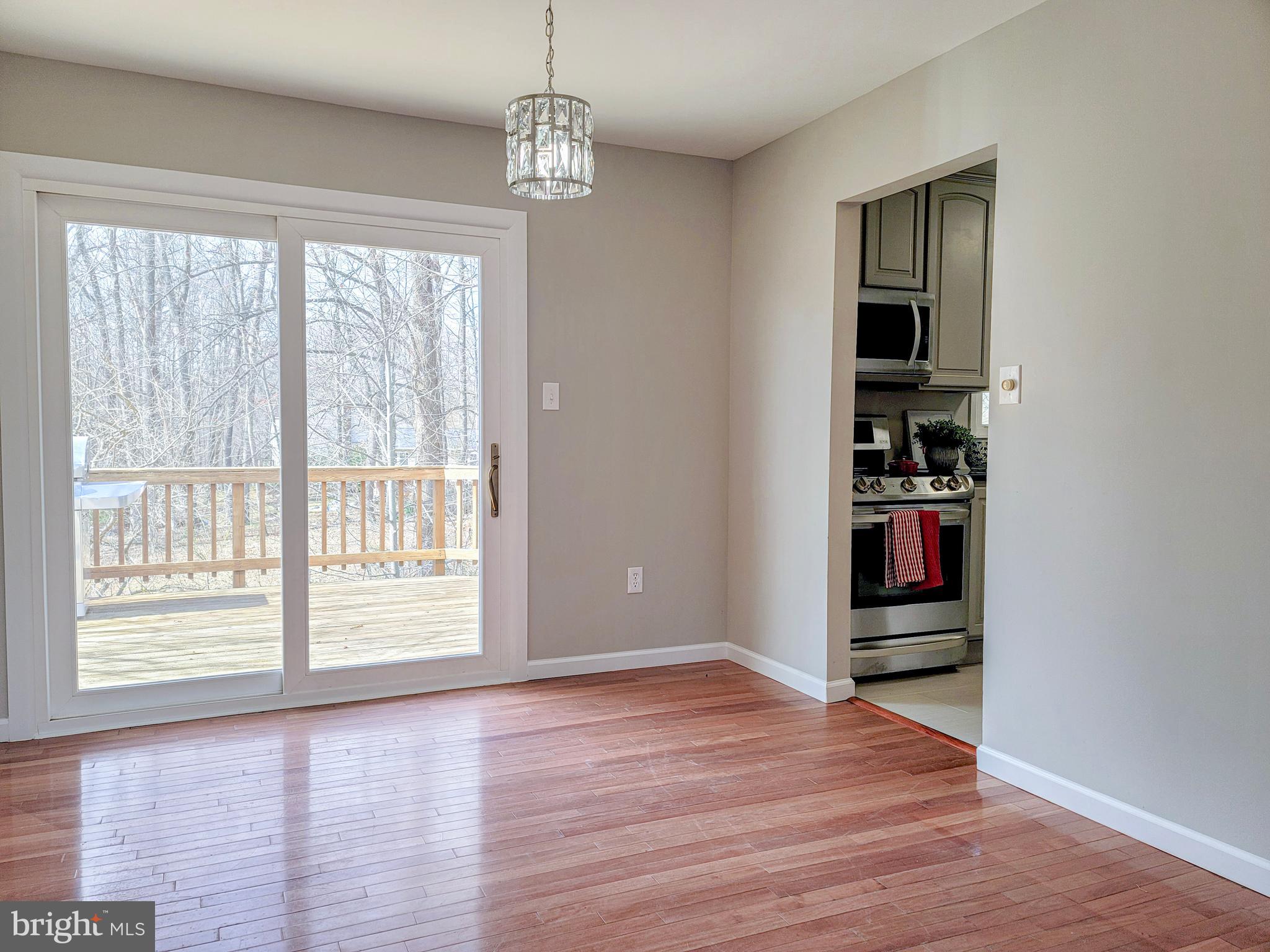 13814 Delaney Road Woodbridge, VA 22193 - Photo 12 of 54 Gallery Image 12