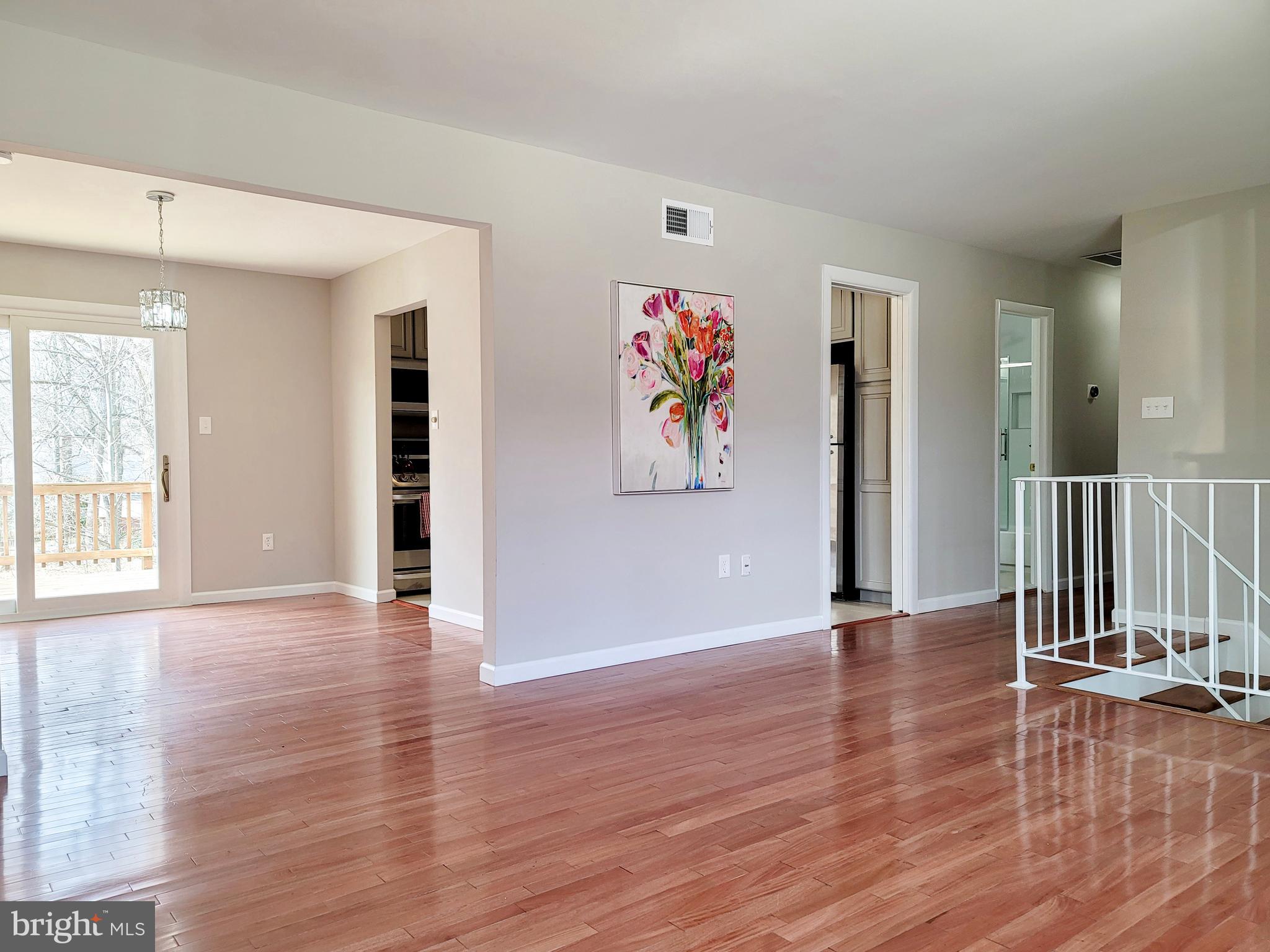 13814 Delaney Road Woodbridge, VA 22193 - Photo 8 of 54 Gallery Image 8