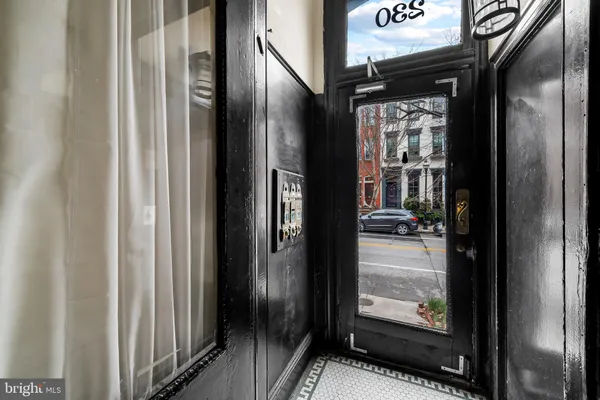 $1,550 | 230 West Lafayette Avenue, Unit 3, Baltimore, MD 21217