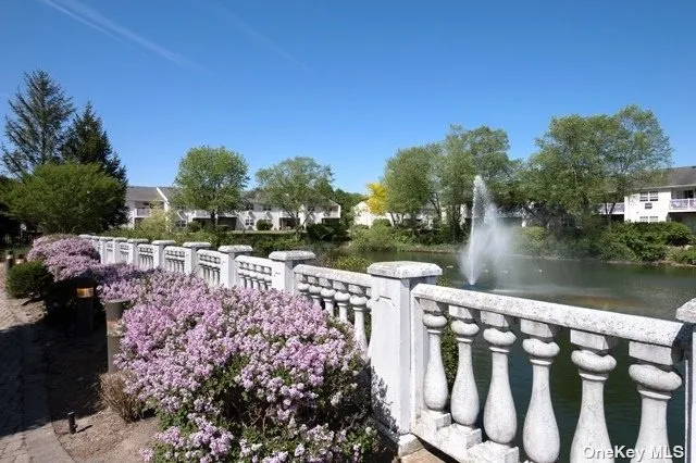 $3,260 | 2 Victorian Court, Unit 223, Holtsville, NY 11742