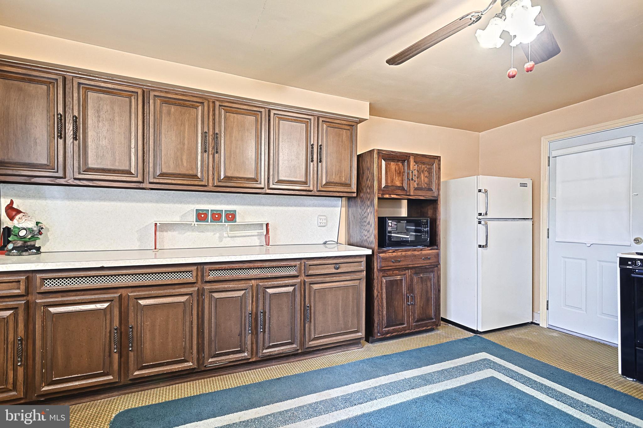 4981 Carlisle Road Dover, PA 17315 - Photo 9 of 28