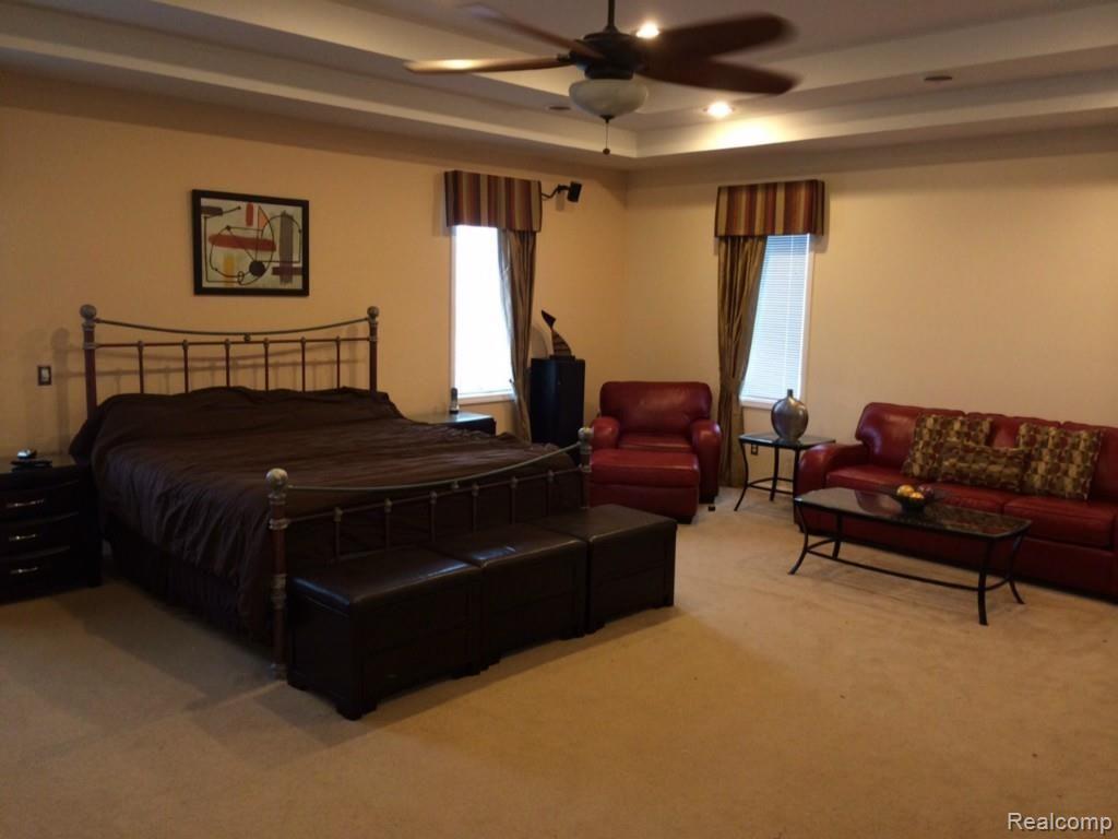 22250 Roxbury Drive Novi, MI 48374 - Photo 44 of 59 40.jpg