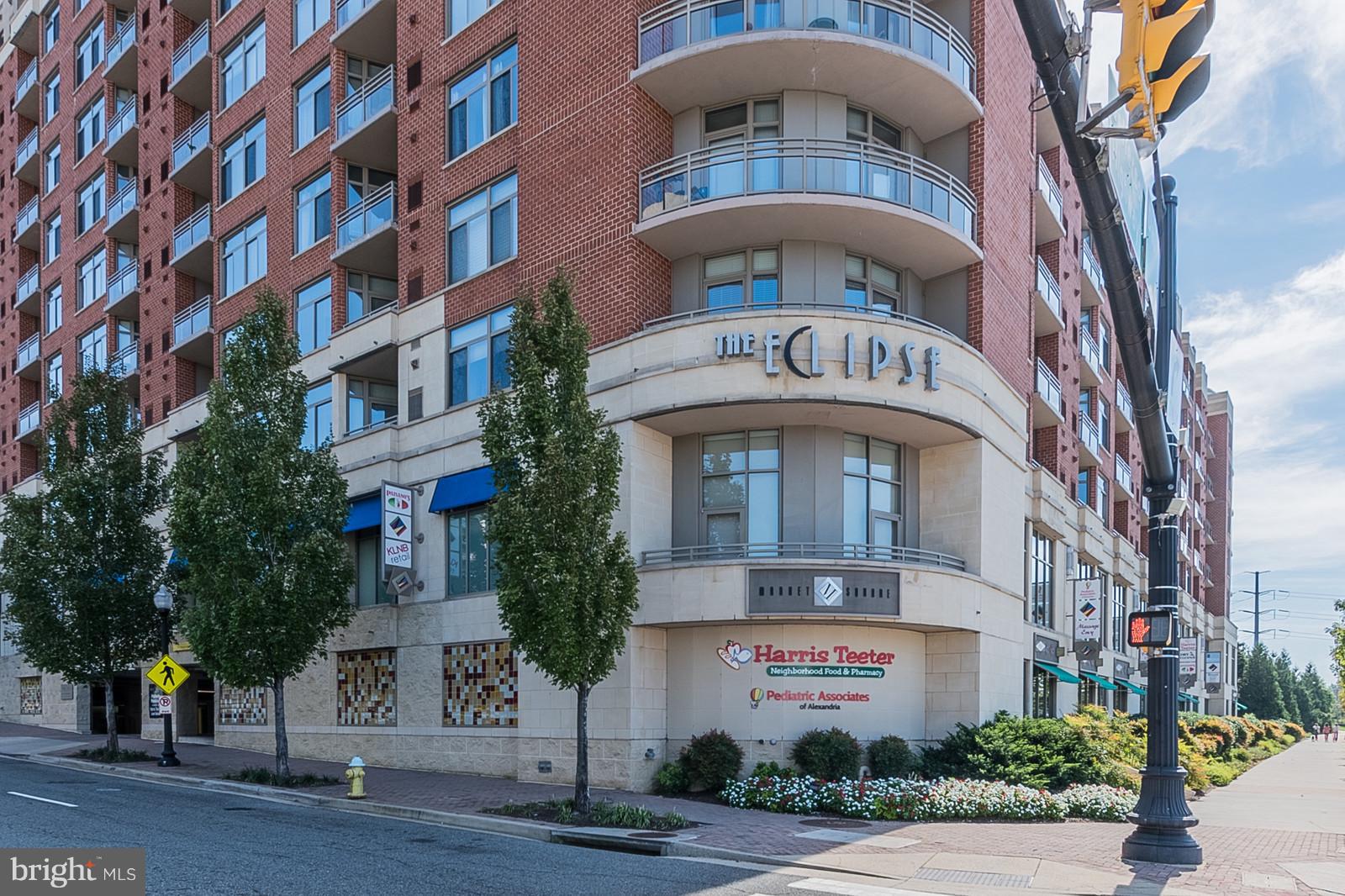 3600 South Glebe Road, Unit 227W Arlington, VA 22202 - Photo 2 of 29 a front view of a building