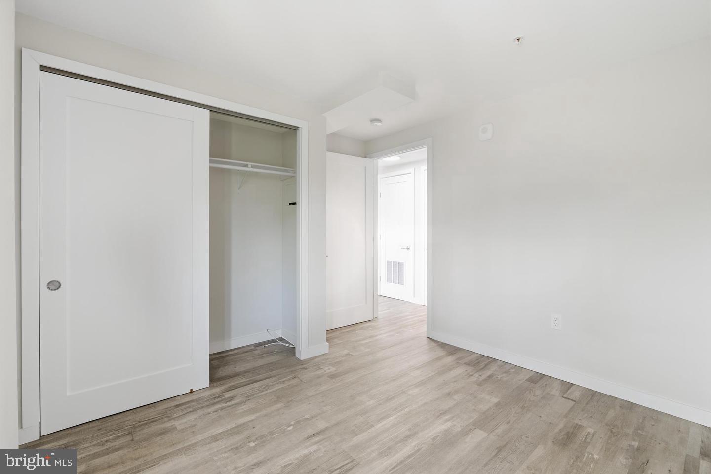 700 Roeder Road, Unit 401 Silver Spring, MD 20910 - Photo 21 of 30 Bedroom