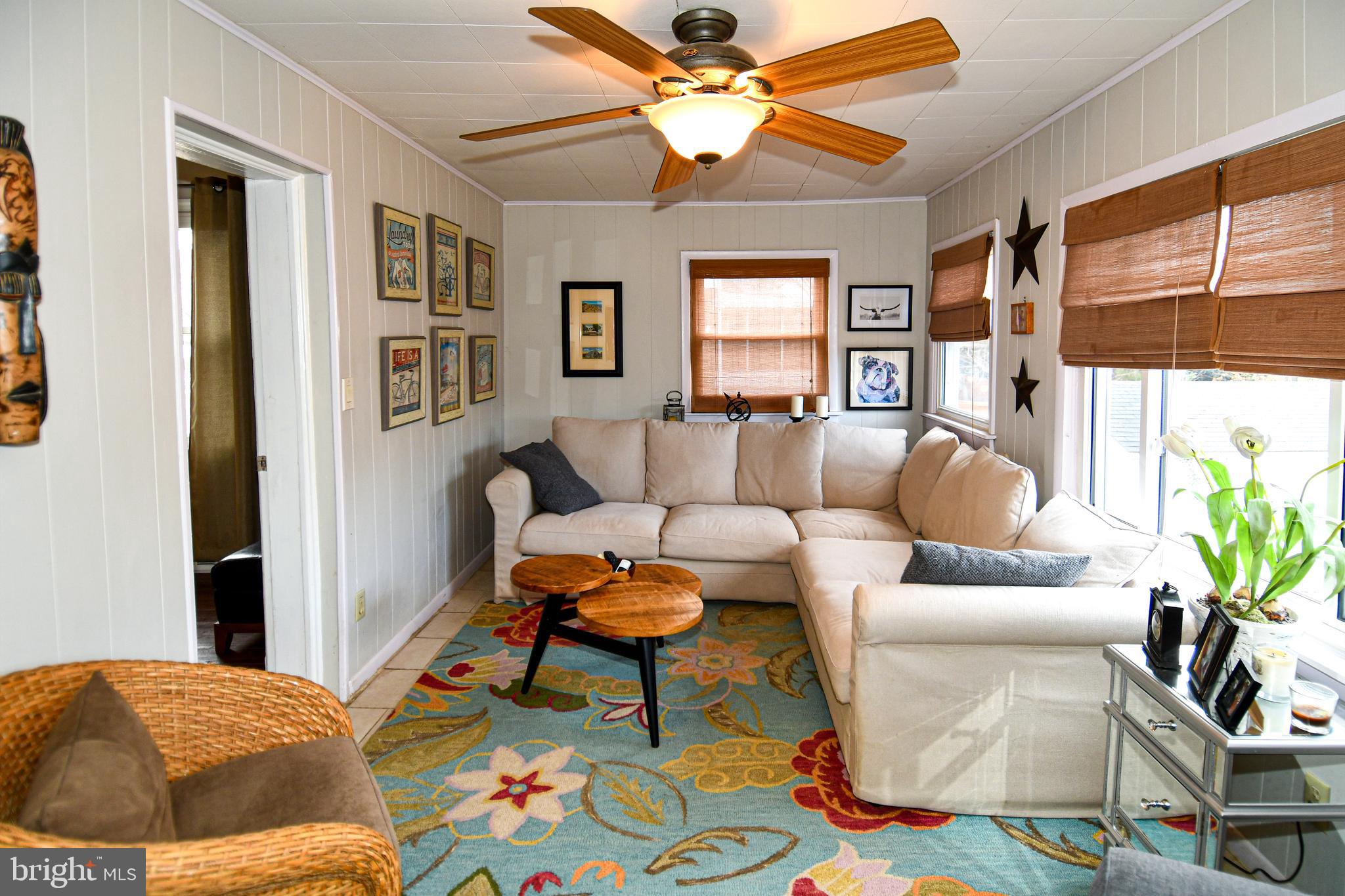 6208 Sligo Mill Road Northeast Washington, DC 20011 - Photo 12 of 50 a living room with patio furniture and a window