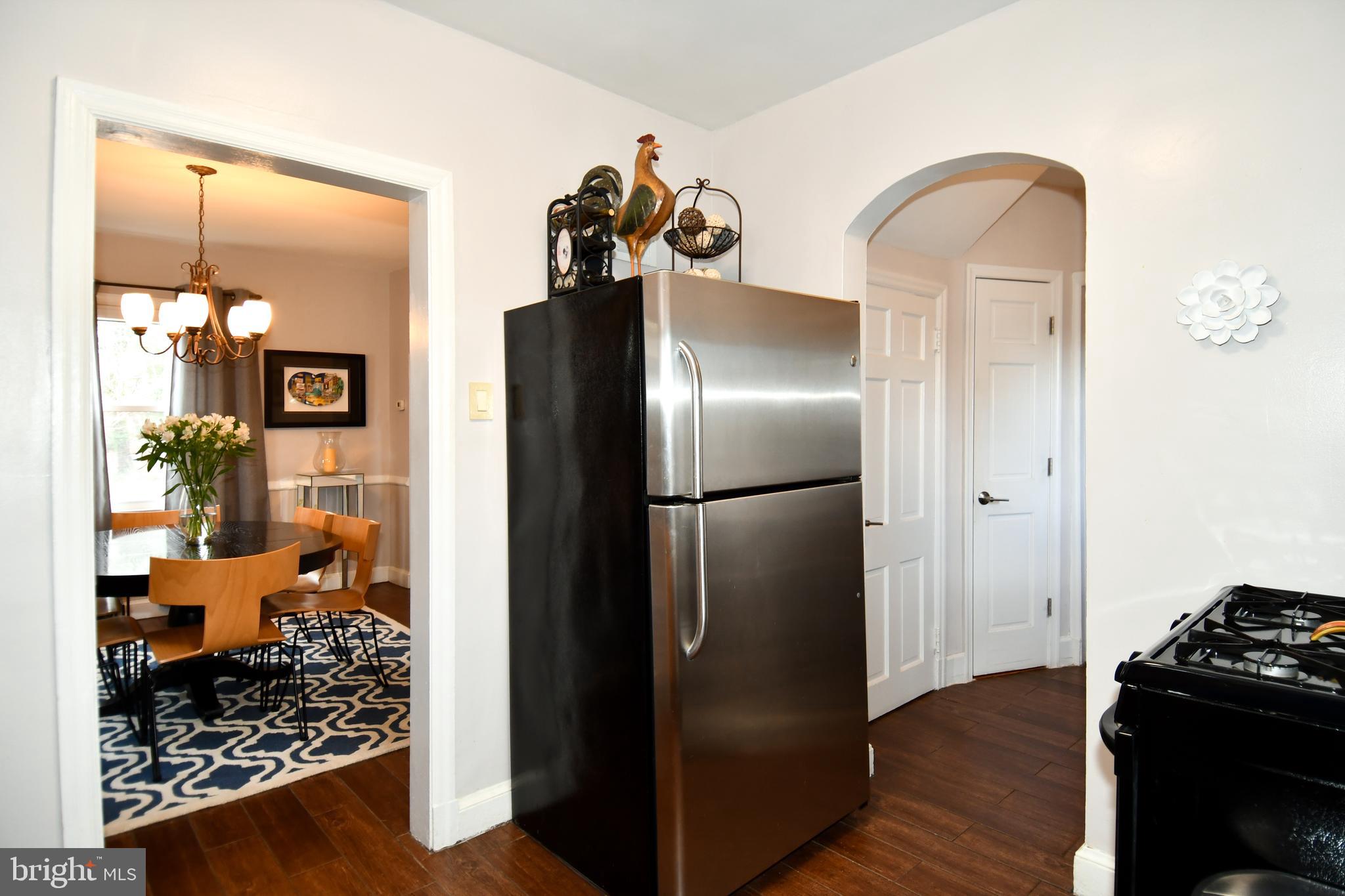 6208 Sligo Mill Road Northeast Washington, DC 20011 - Photo 25 of 50 a view of a kitchen from a room