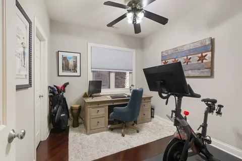 $735,000 | 3238 North Kenmore Avenue, Unit 2, Chicago, IL 60657