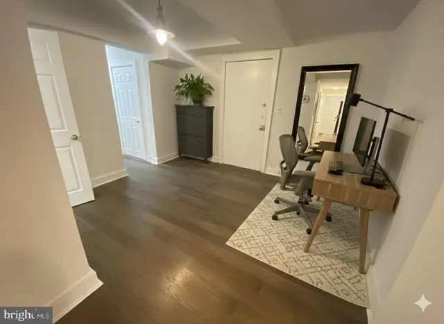 $3,300 | 1820 Clydesdale Place Northwest, Unit 6, Washington, DC 20009