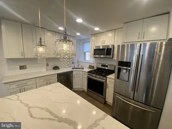 $2,999 | 1820 Clydesdale Place Northwest, Unit 6, Washington, DC 20009