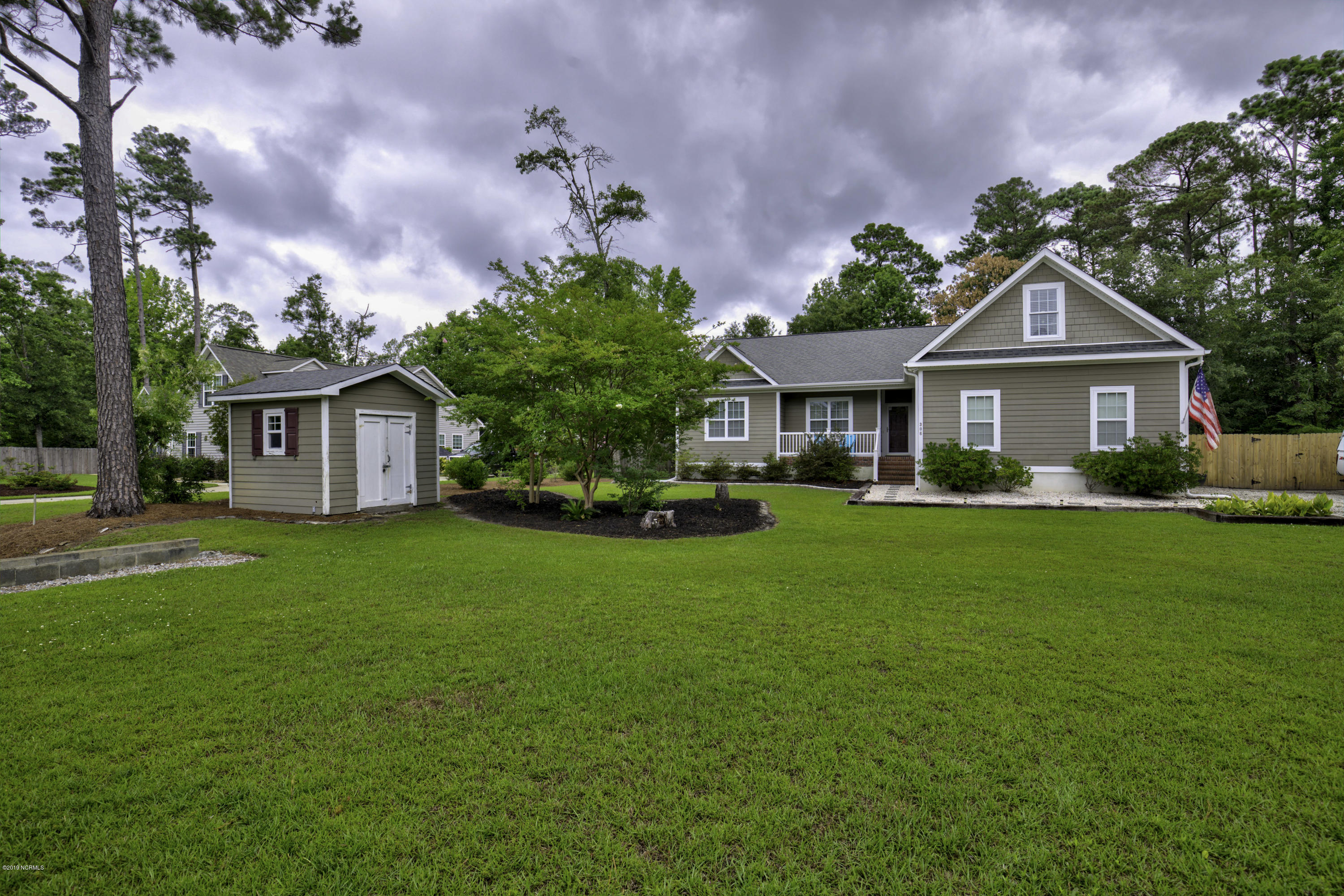 306 Kemper Road Hampstead, NC 28443 - Photo 2 of 26 306 Kemper_24