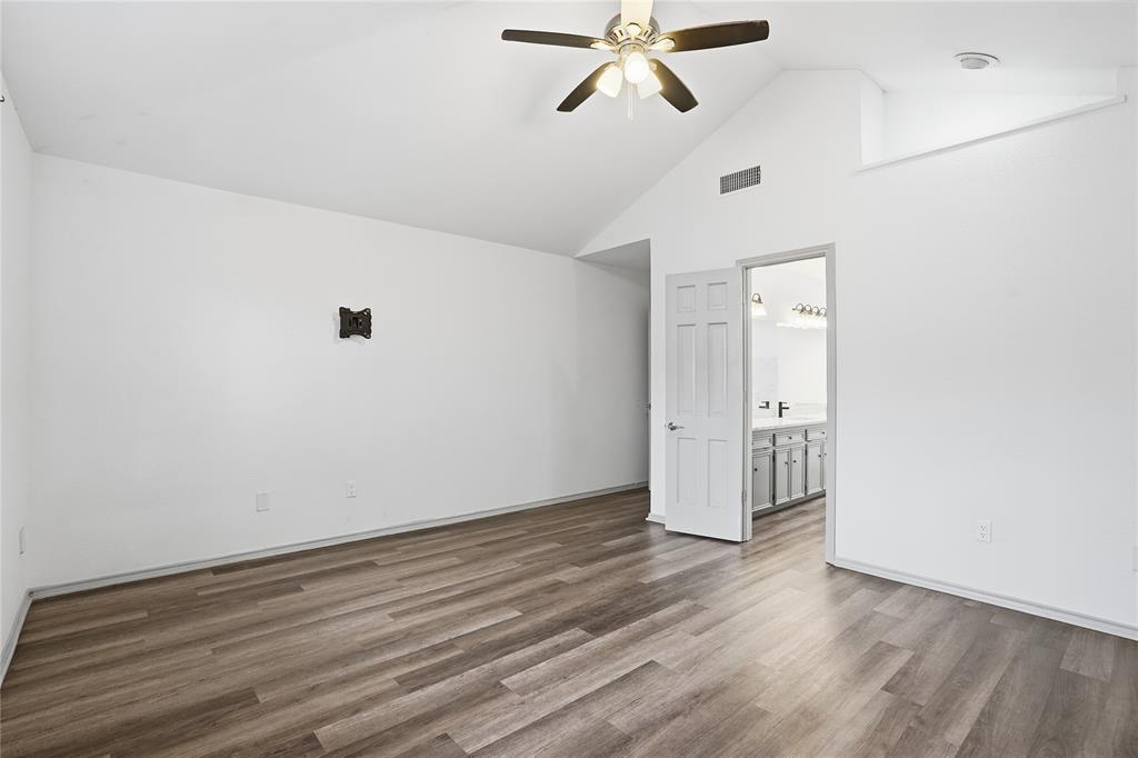 4612 Applewood Road Fort Worth, TX 76133 - Photo 30 of 39