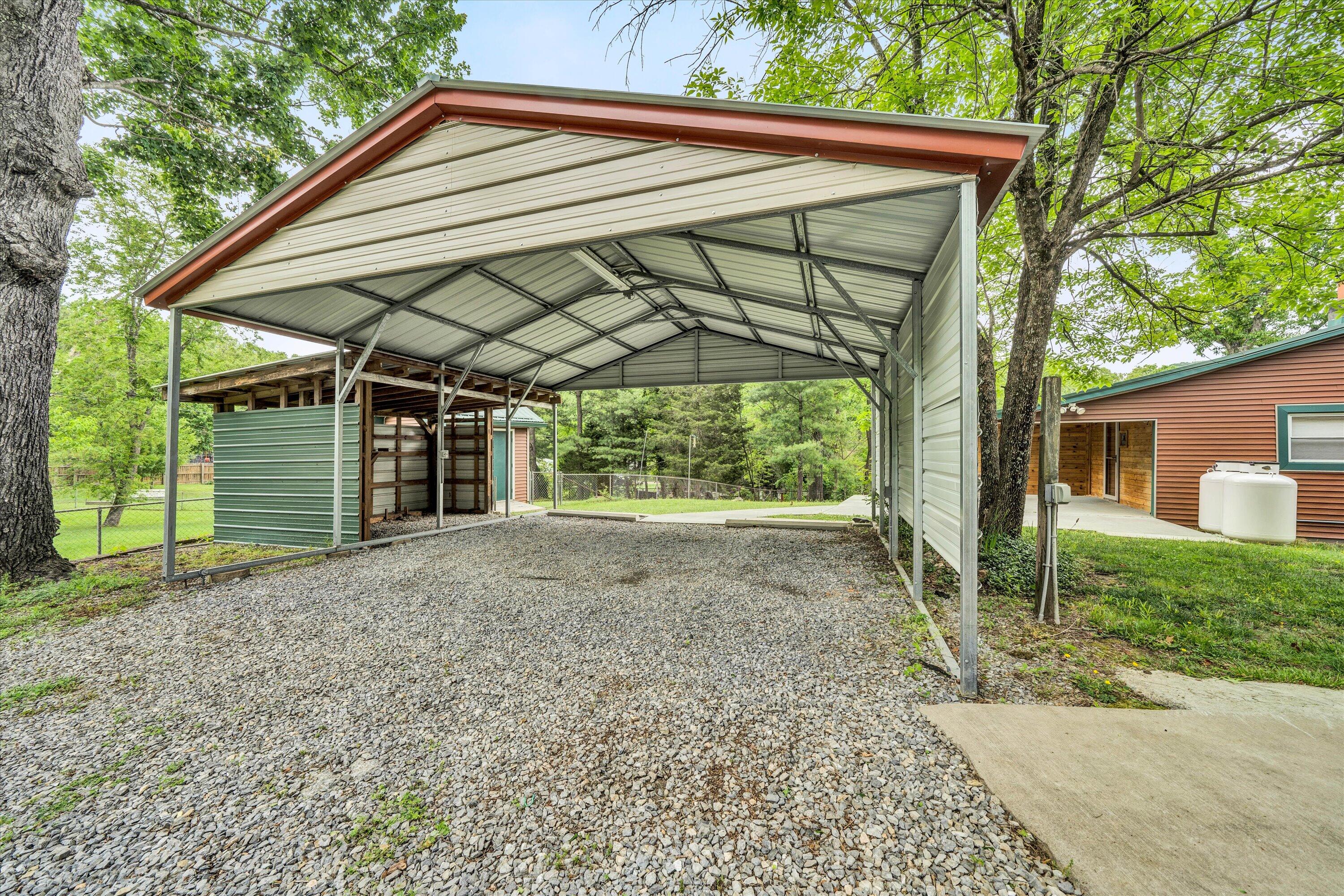 3527 Bennett Springs Road Salem, VA 24153 - Photo 48 of 52 45-DSC00166
