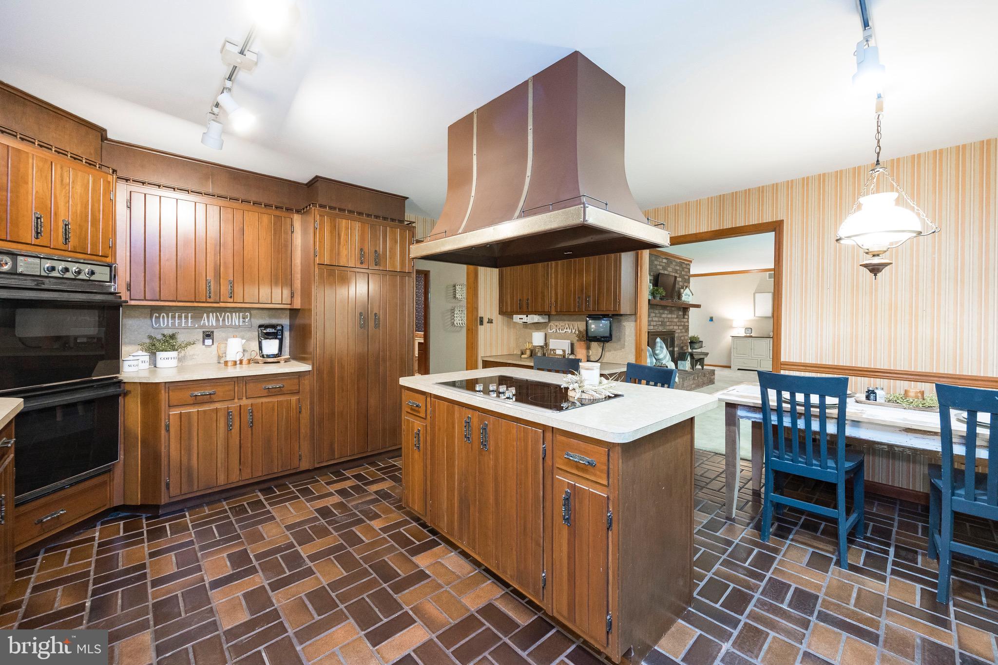 4 Hilltop Road Kennett Square, PA 19348 - Photo 10 of 40 Kitchen