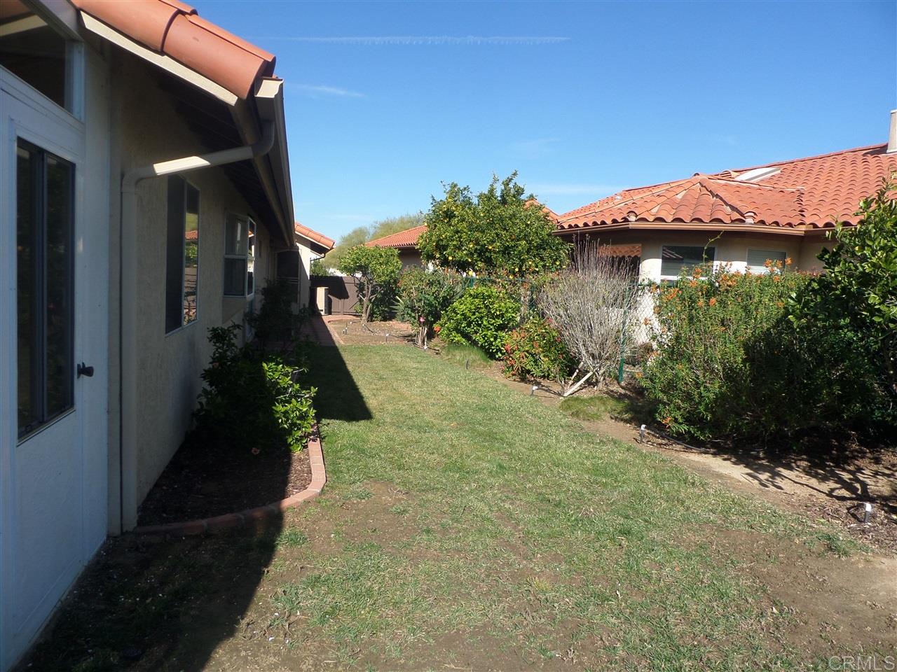 1074 Ridge Heights Drive Fallbrook, CA 92028 - Photo 8 of 19