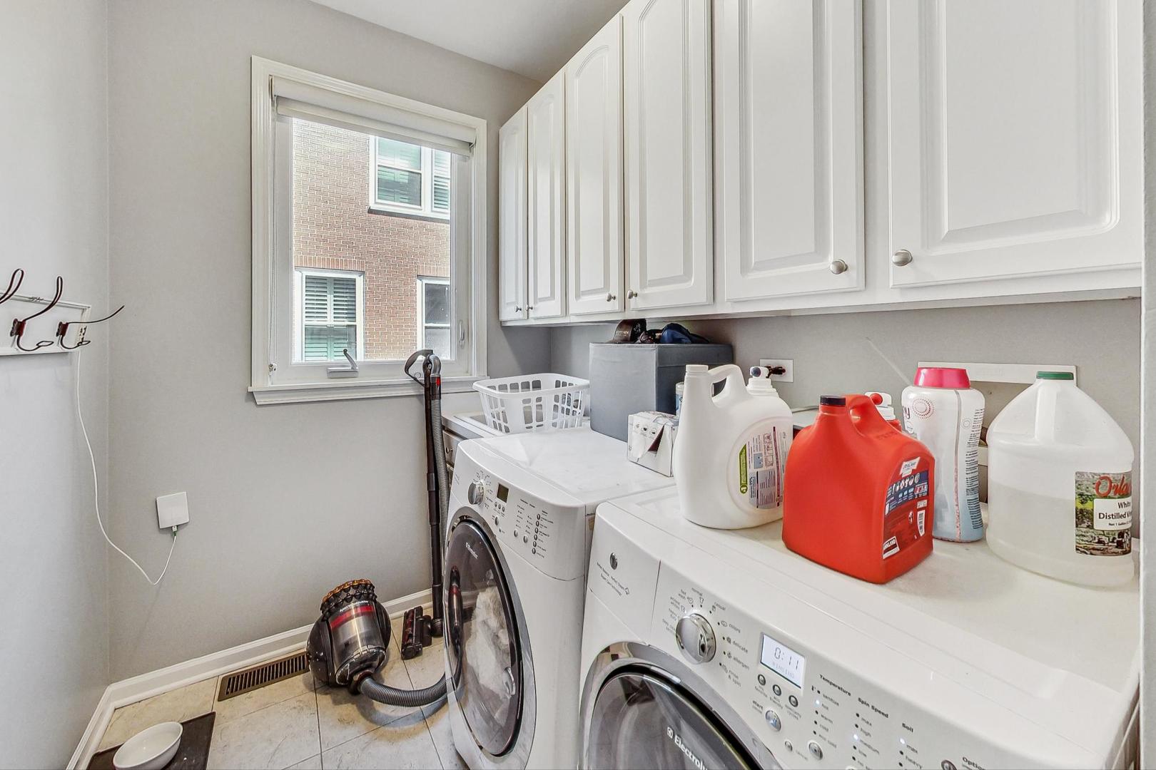 1720 Canfield Road Park Ridge, IL 60068 - Photo 20 of 55 Gallery Image 20