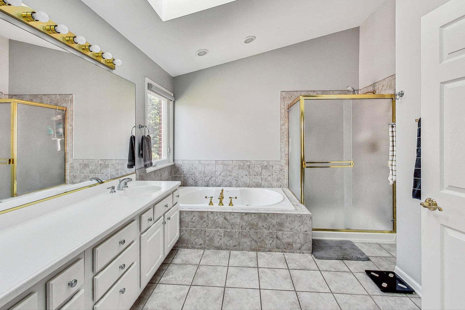 1720 Canfield Road Park Ridge, IL 60068 - Photo 27 of 55 Gallery Image 27