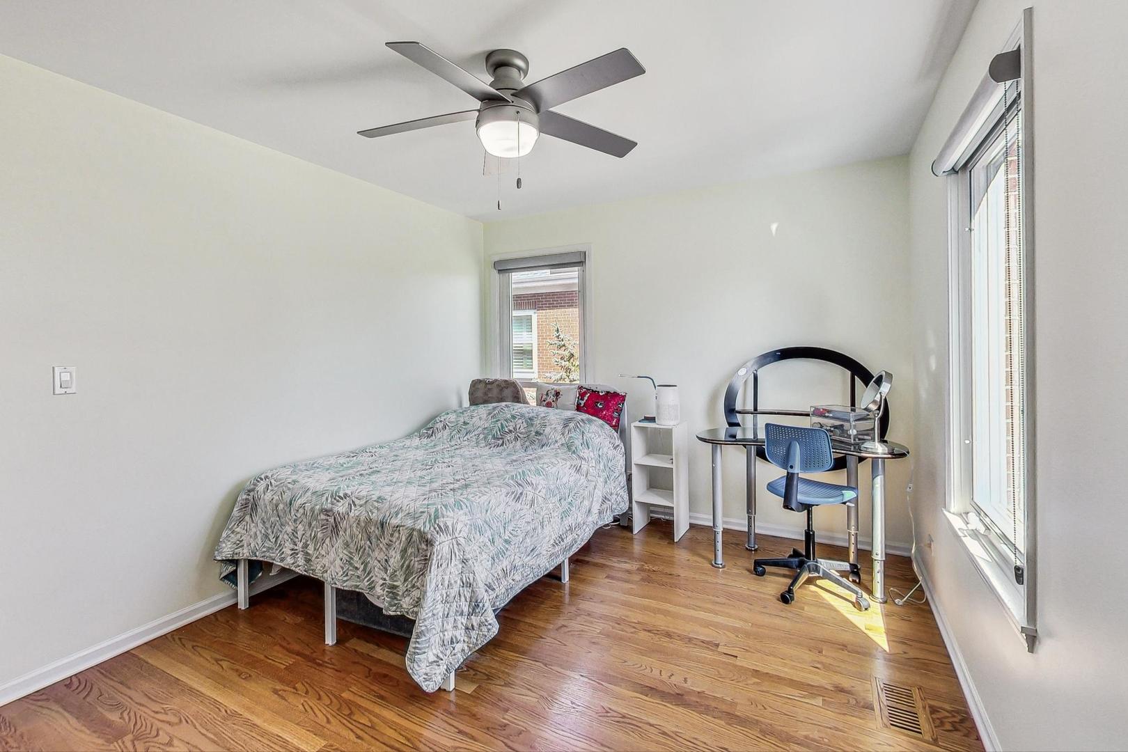 1720 Canfield Road Park Ridge, IL 60068 - Photo 28 of 55 Gallery Image 28