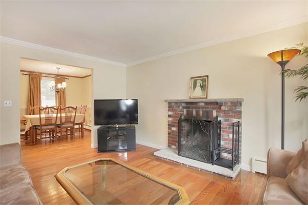 14 Woodridge Road Maynard, MA 01754 - Photo 7 of 20 Gallery Image 7