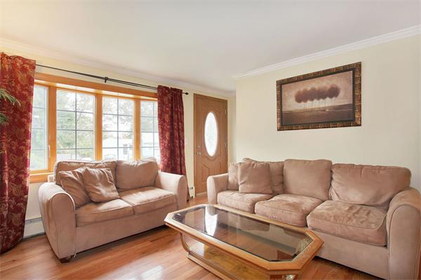 14 Woodridge Road Maynard, MA 01754 - Photo 8 of 20 Gallery Image 8