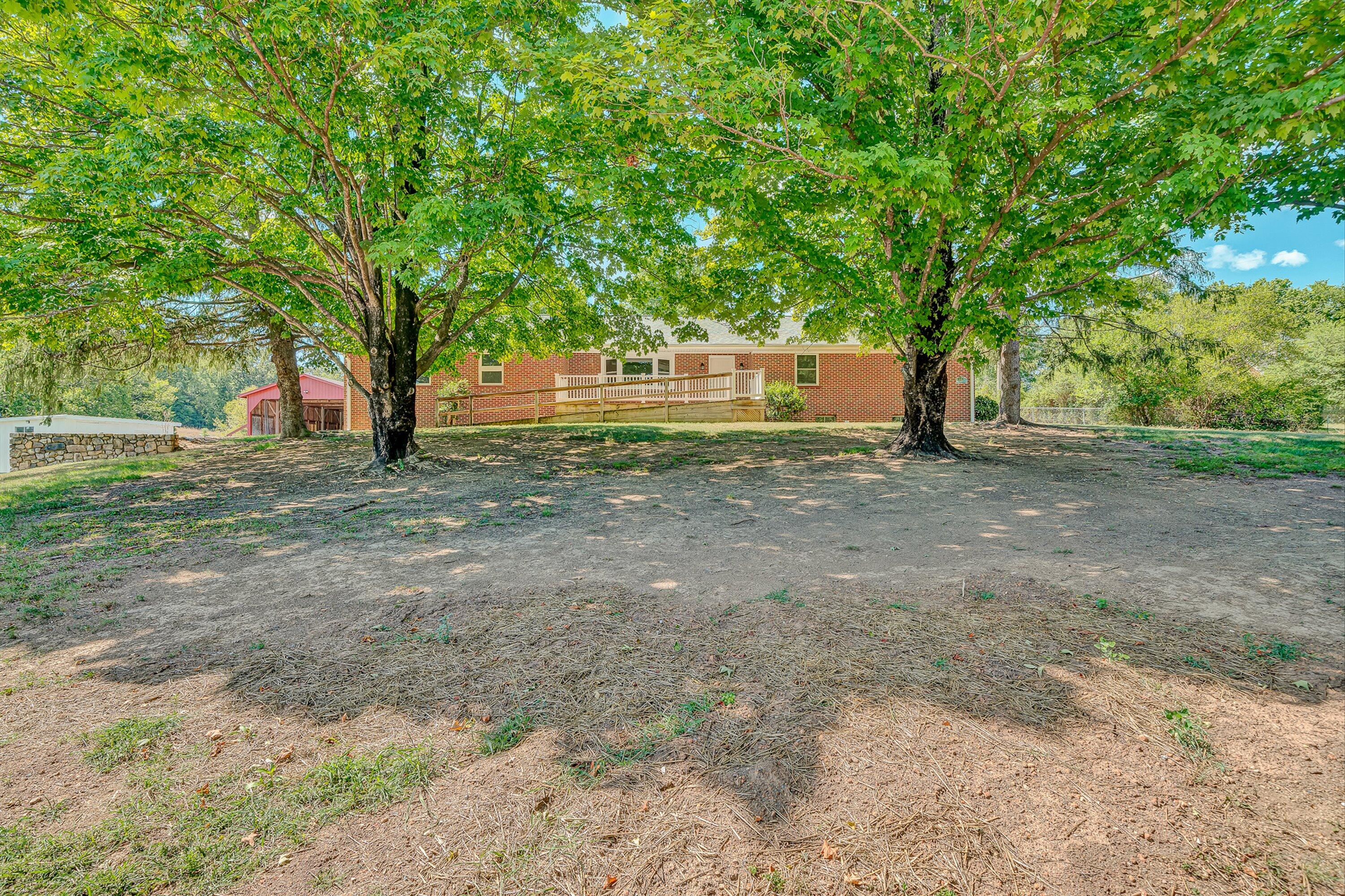 2047 Botetourt Road Fincastle, VA 24090 - Photo 2 of 59 01-VM-09621