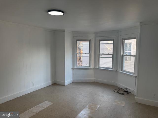 85 Oak Street, Unit B Bridgeton, NJ 08302 - Photo 3 of 17 Living room