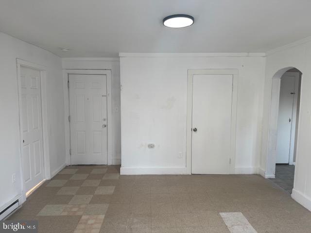 85 Oak Street, Unit B Bridgeton, NJ 08302 - Photo 5 of 17 Living room