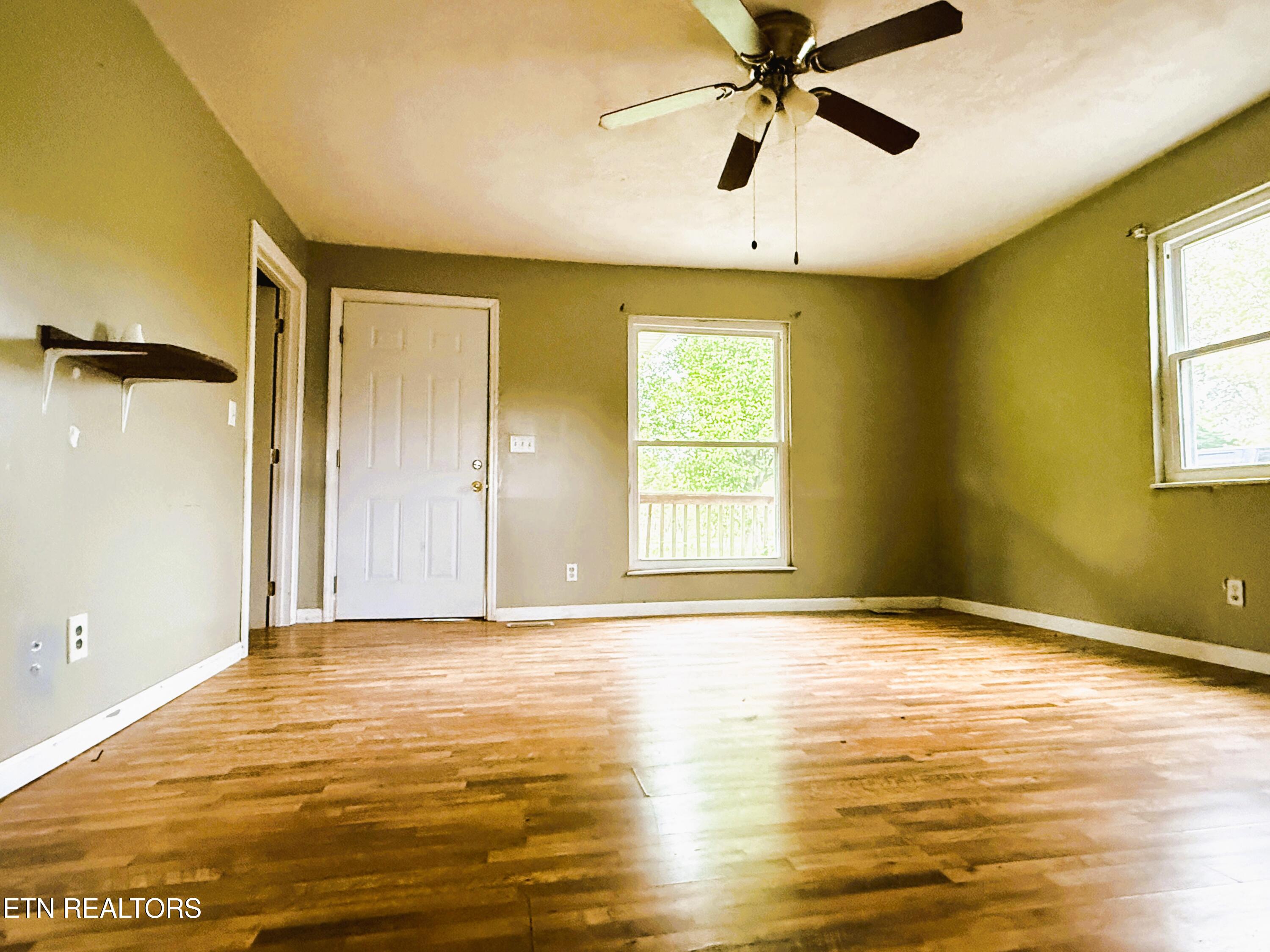 413 Sunset Hills Road Sneedville, TN 37869 - Photo 11 of 23 Photo Apr 21 2025, 3 32 01 PM