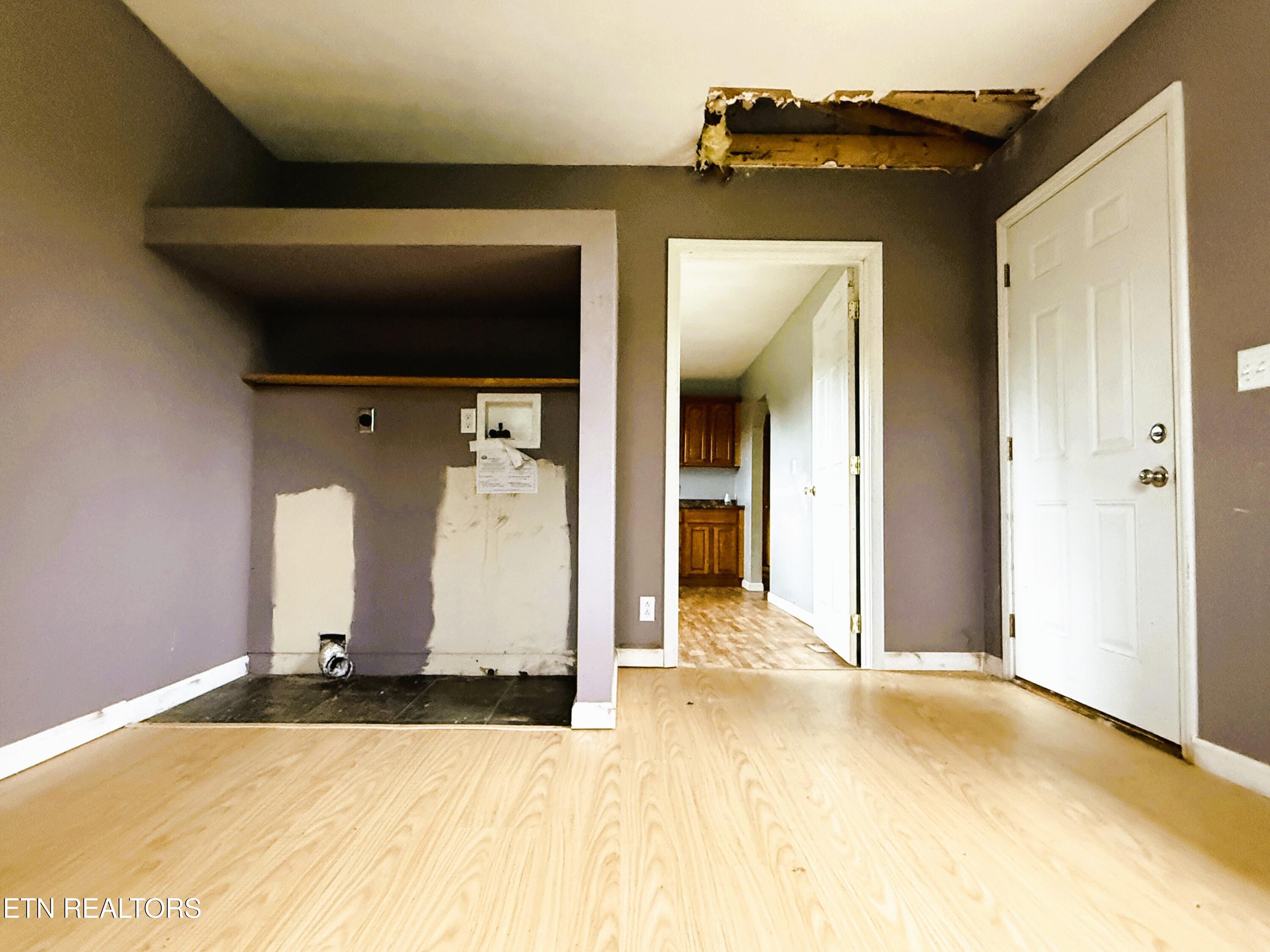 413 Sunset Hills Road Sneedville, TN 37869 - Photo 16 of 23 Photo Apr 21 2025, 3 34 11 PM