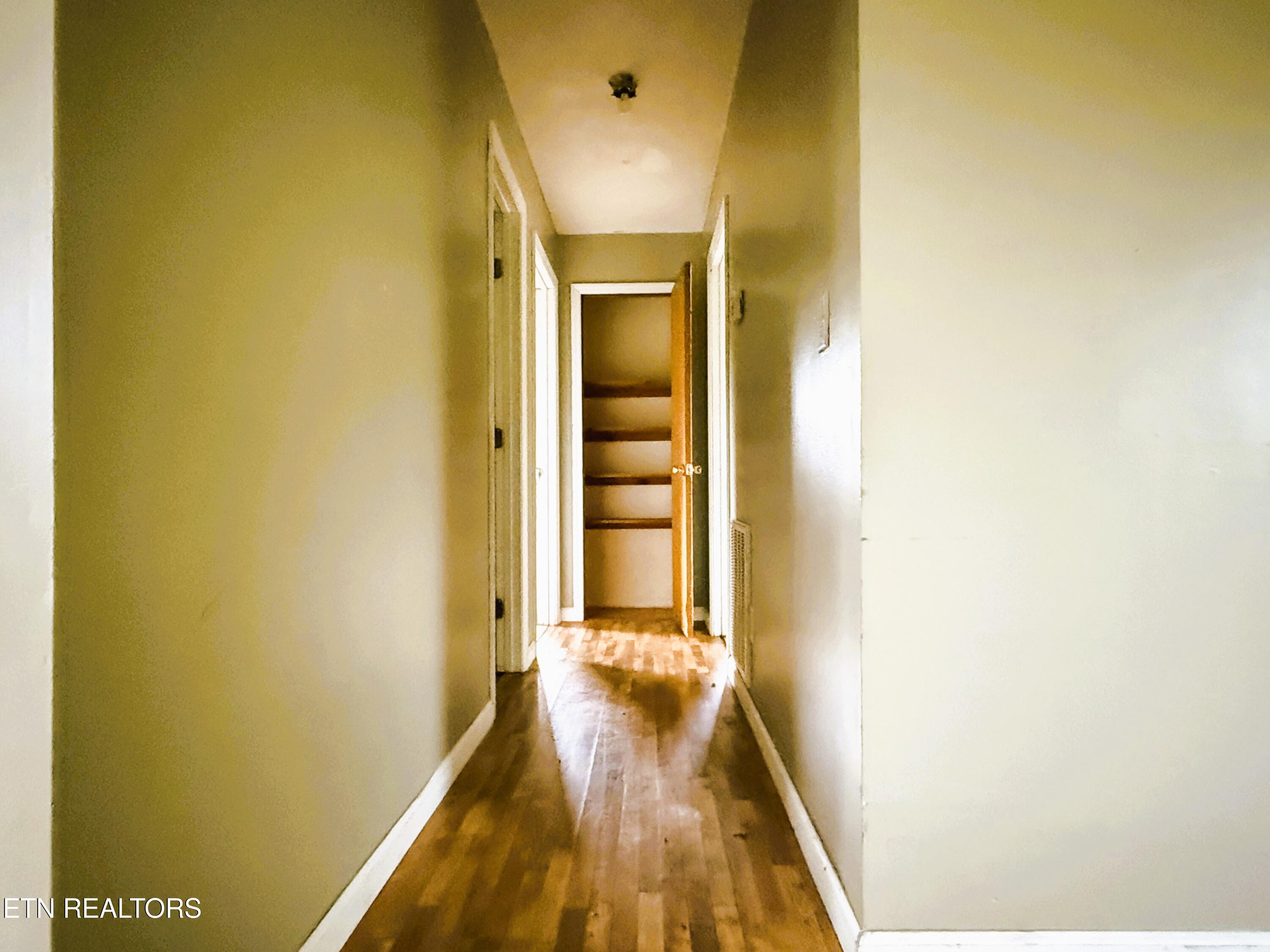 413 Sunset Hills Road Sneedville, TN 37869 - Photo 17 of 23 Photo Apr 21 2025, 3 34 30 PM