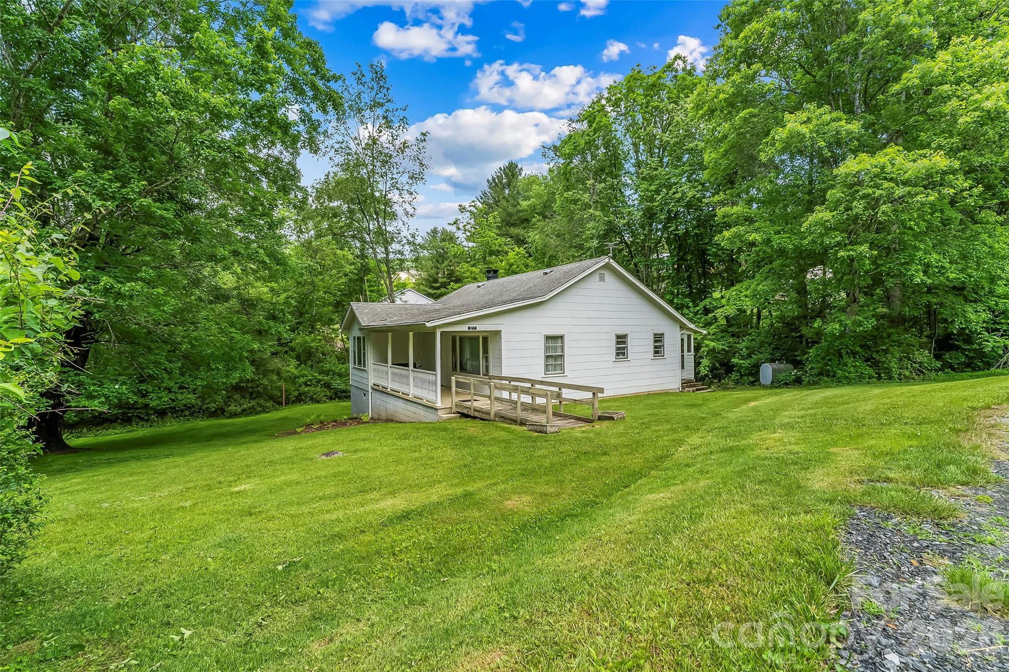 127 Stafford Road Spruce Pine, NC 28777 - Photo 28 of 33