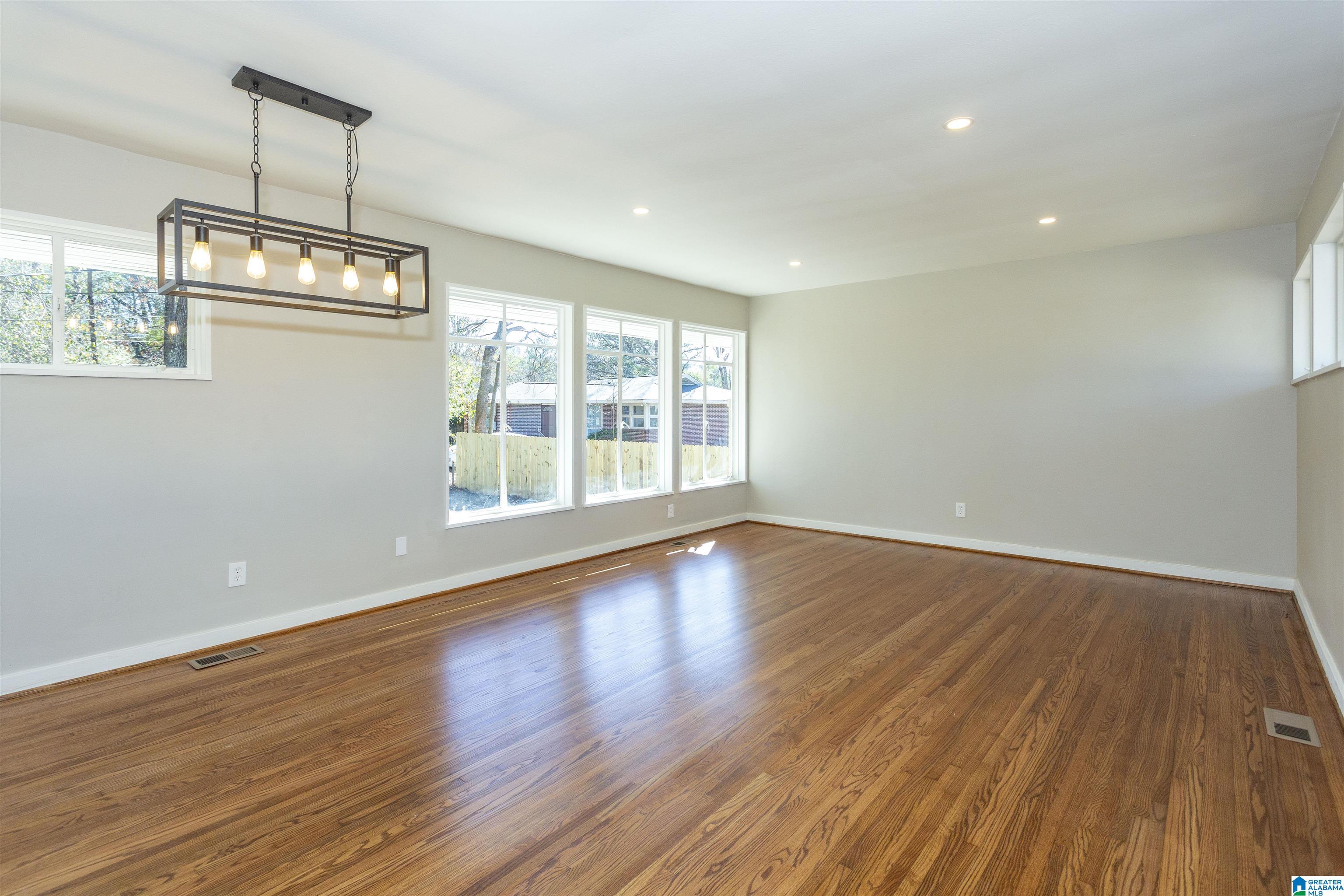 4921 Montevallo Road Birmingham, AL 35210 - Photo 7 of 32