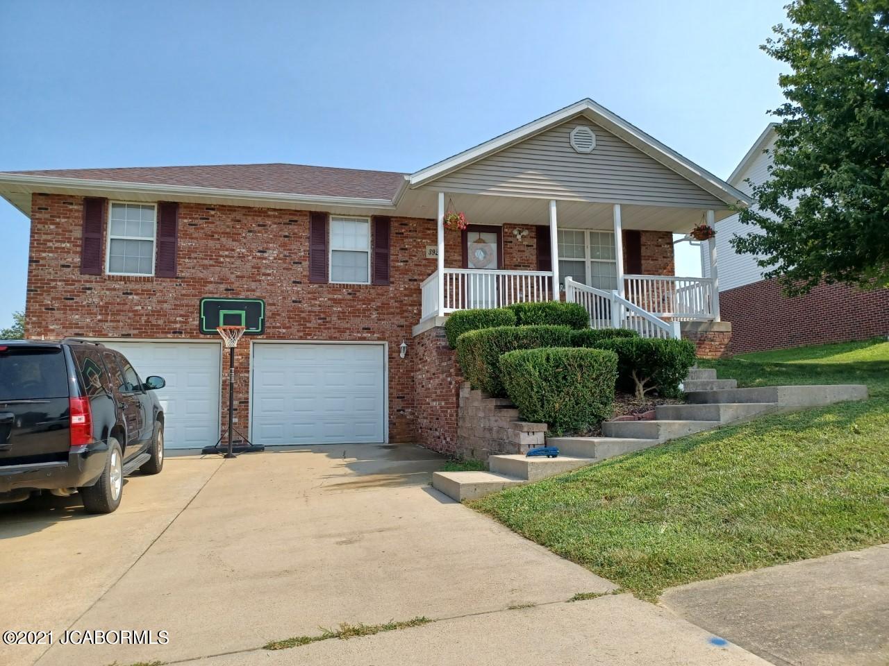 3920 Oxford Road Jefferson City, MO 65109 - Photo 1 of 1