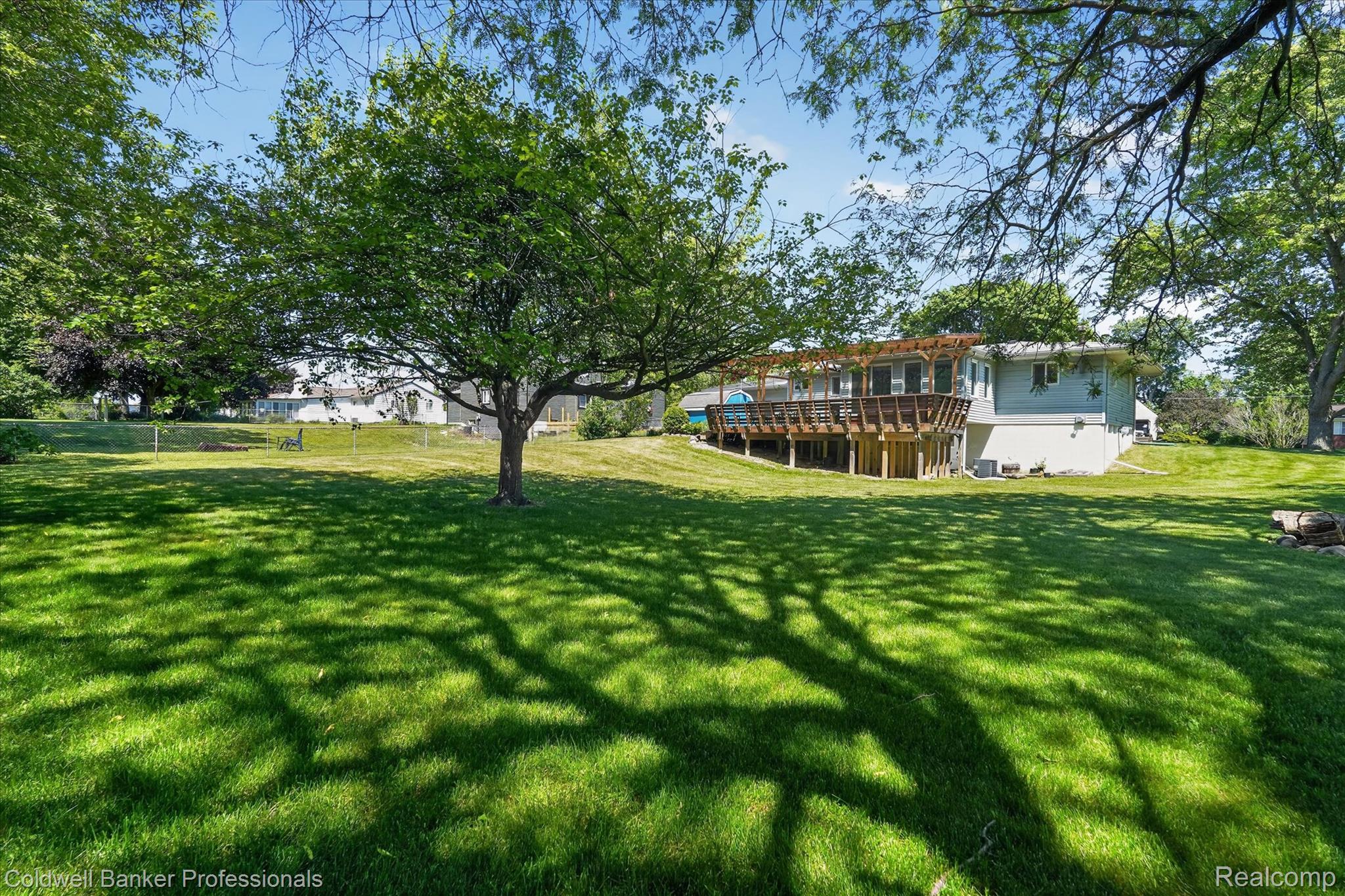6076 Wild Turkey Road Grand Blanc, MI 48439 - Photo 46 of 50 46-6076-Wild-Turkey-Rd-WindowStill.jpg