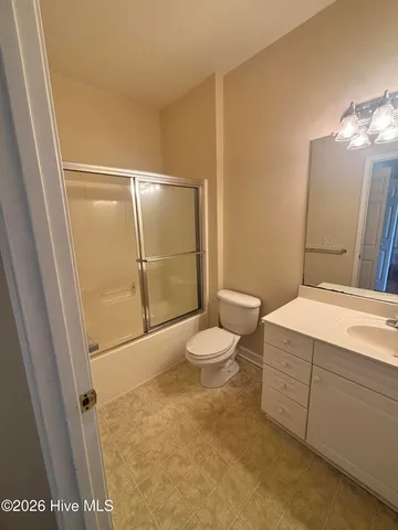 $1,550 | 712 Indica Court, Unit 201, Wilmington, NC 28405