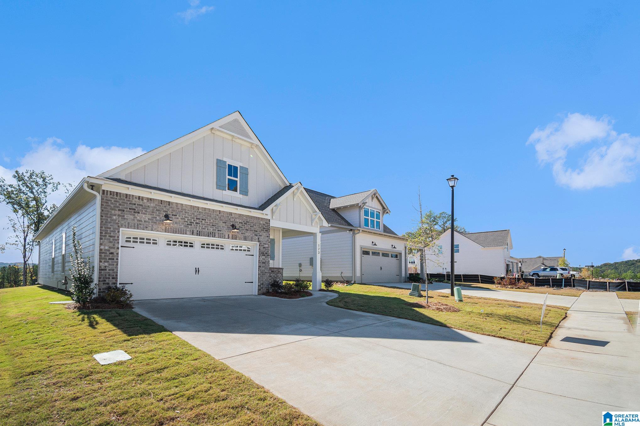 173 Huntley Ridge Drive Pelham, AL 35124 - Photo 4 of 28