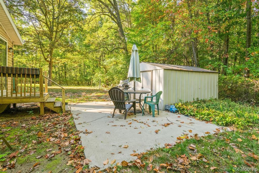 10225 Tuttle Hill Road Maybee, MI 48159 - Photo 7 of 26