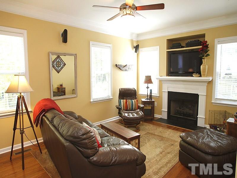 3909 Landover Lane Raleigh, NC 27616 - Photo 10 of 25 Gallery Image 10