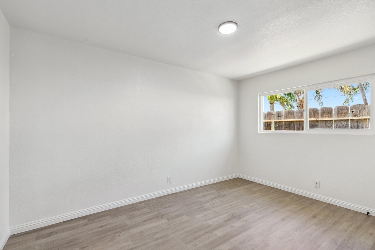 1067 North Haney Avenue Reedley, CA 93654 - Photo 11 of 14 Gallery Image 11