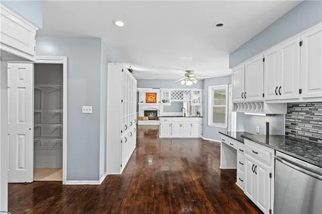 $455,000 | 9248 Twilight Lane, Lenexa, KS 66219