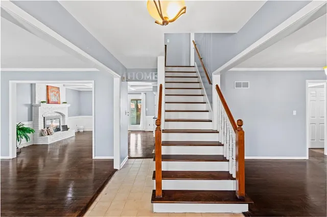 $455,000 | 9248 Twilight Lane, Lenexa, KS 66219