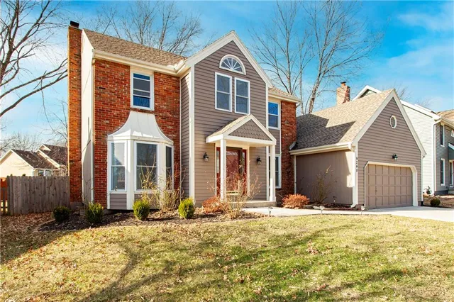 $455,000 | 9248 Twilight Lane, Lenexa, KS 66219