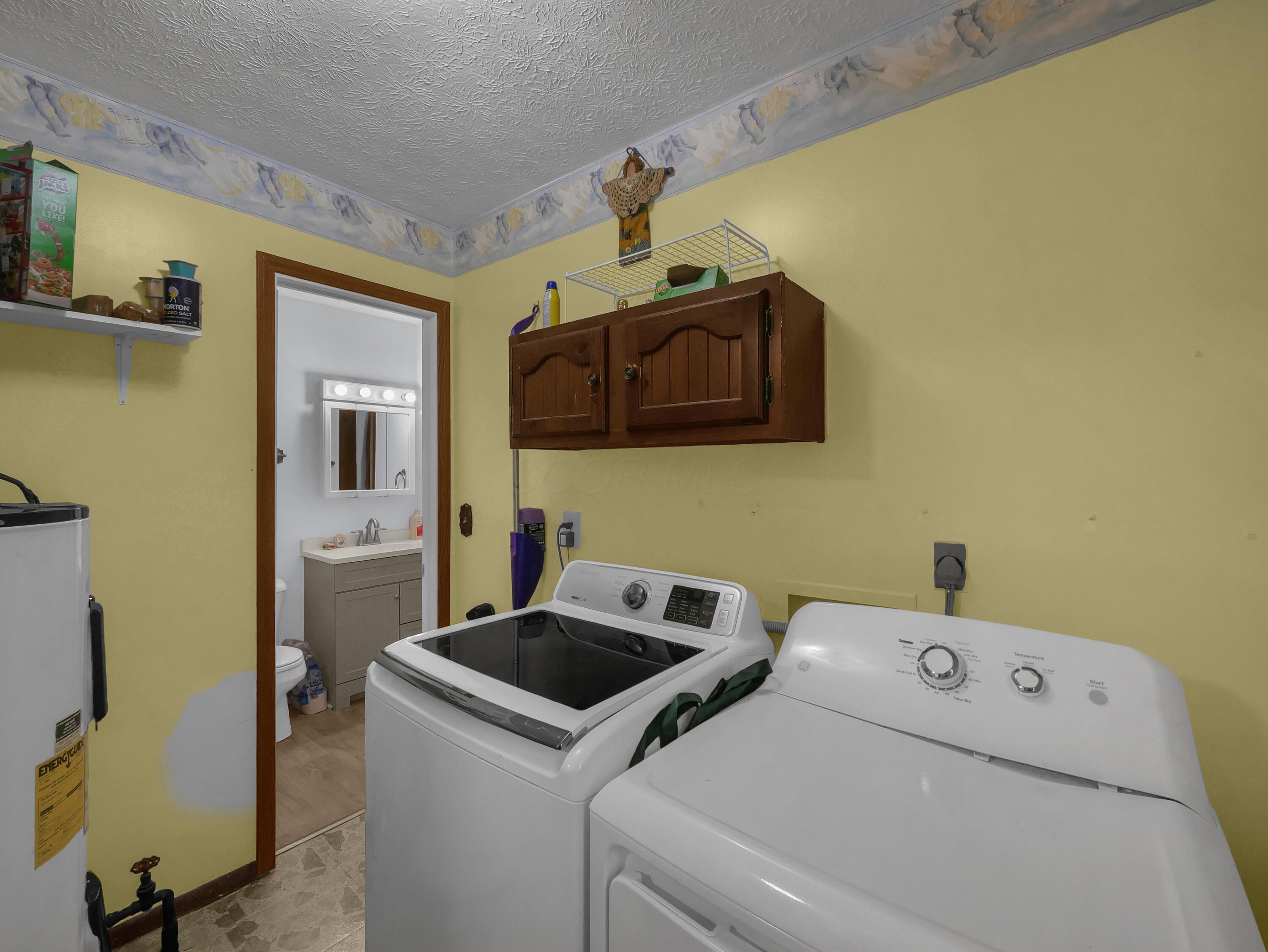 566 Deanna Stroll Road Heath, OH 43056 - Photo 26 of 31 Laundry