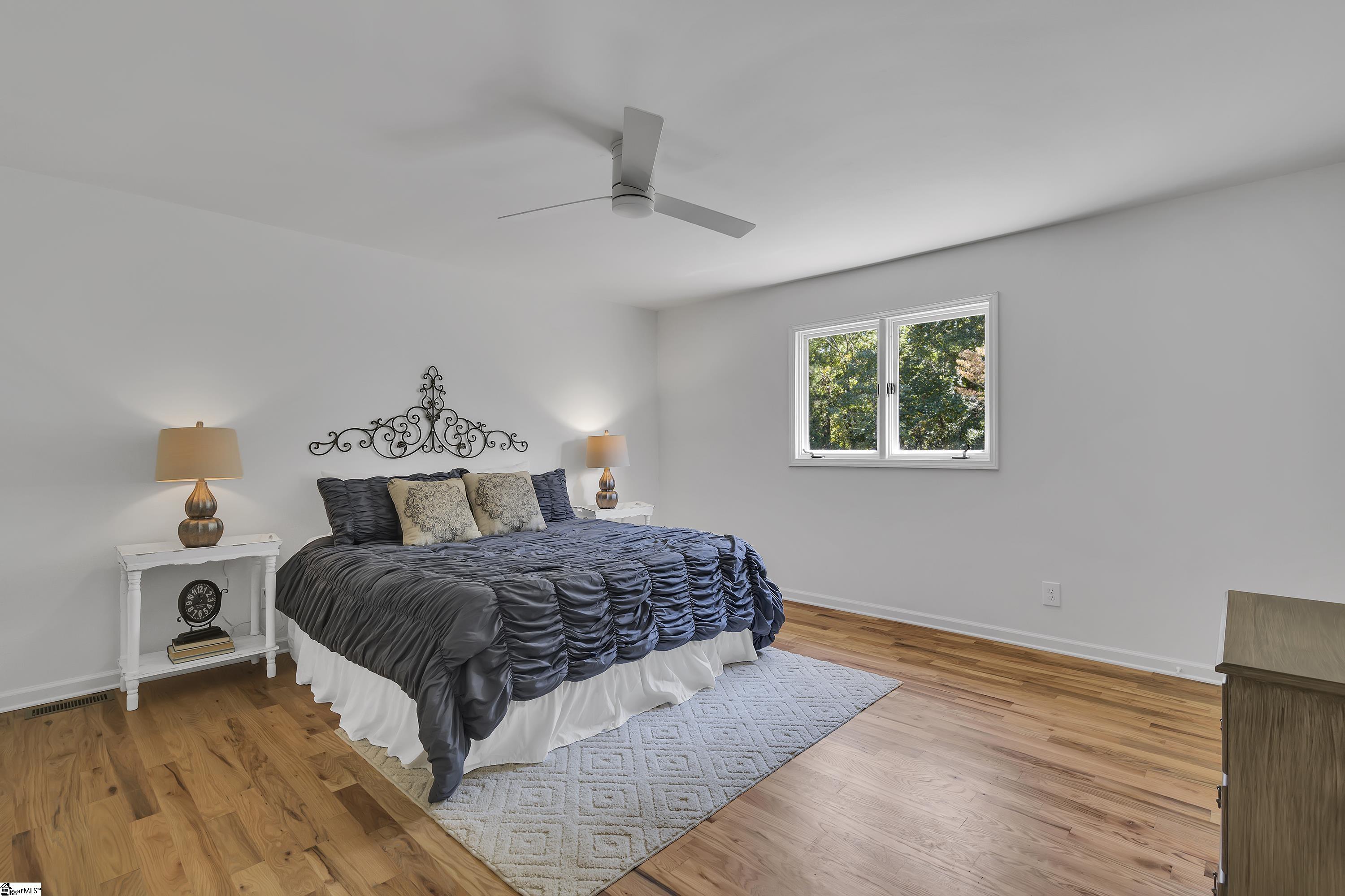 311 Old Pendleton Road Greenville, SC 29611 - Photo 20 of 32 Gallery Image 20