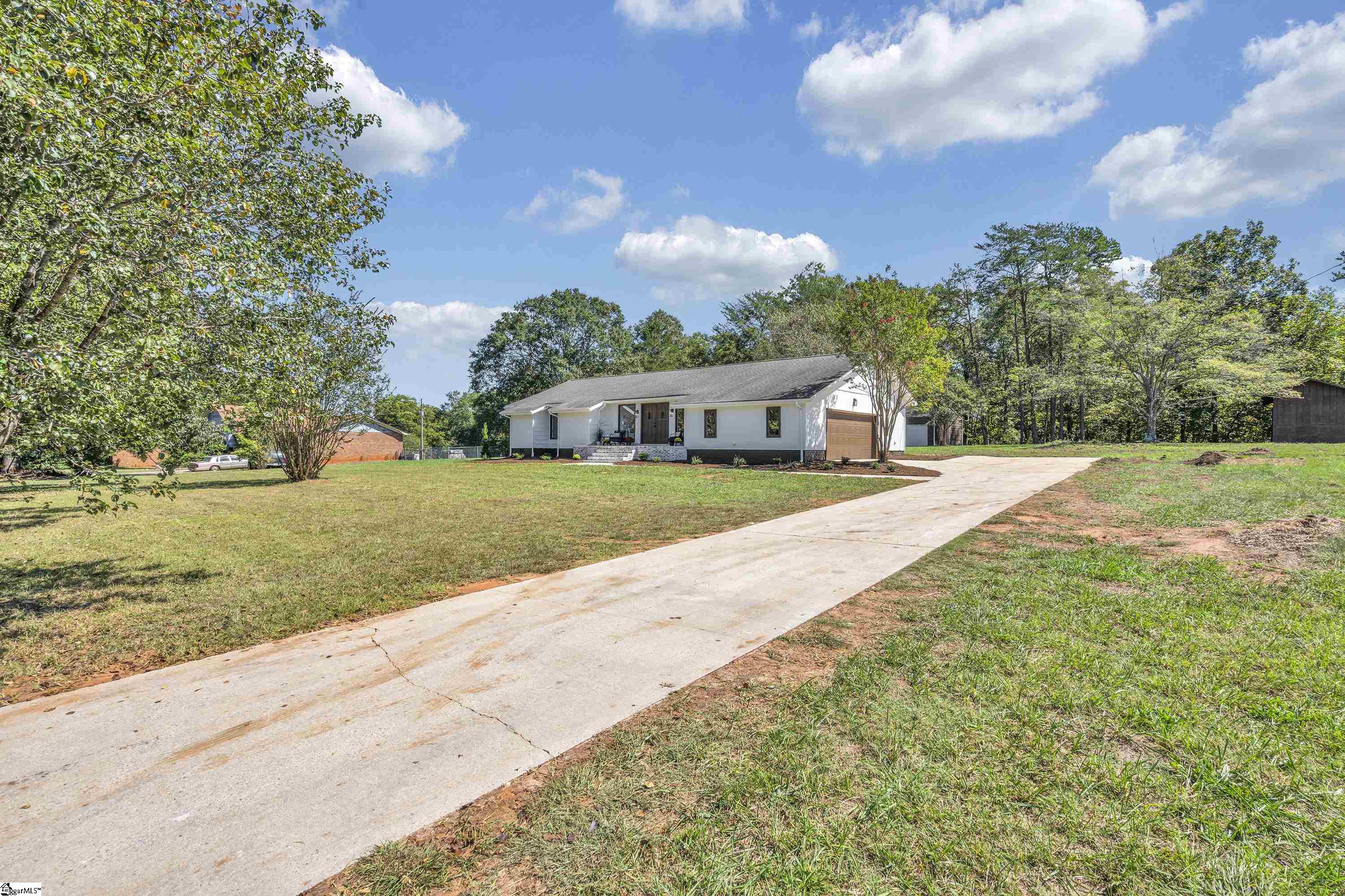 311 Old Pendleton Road Greenville, SC 29611 - Photo 31 of 32 Gallery Image 31
