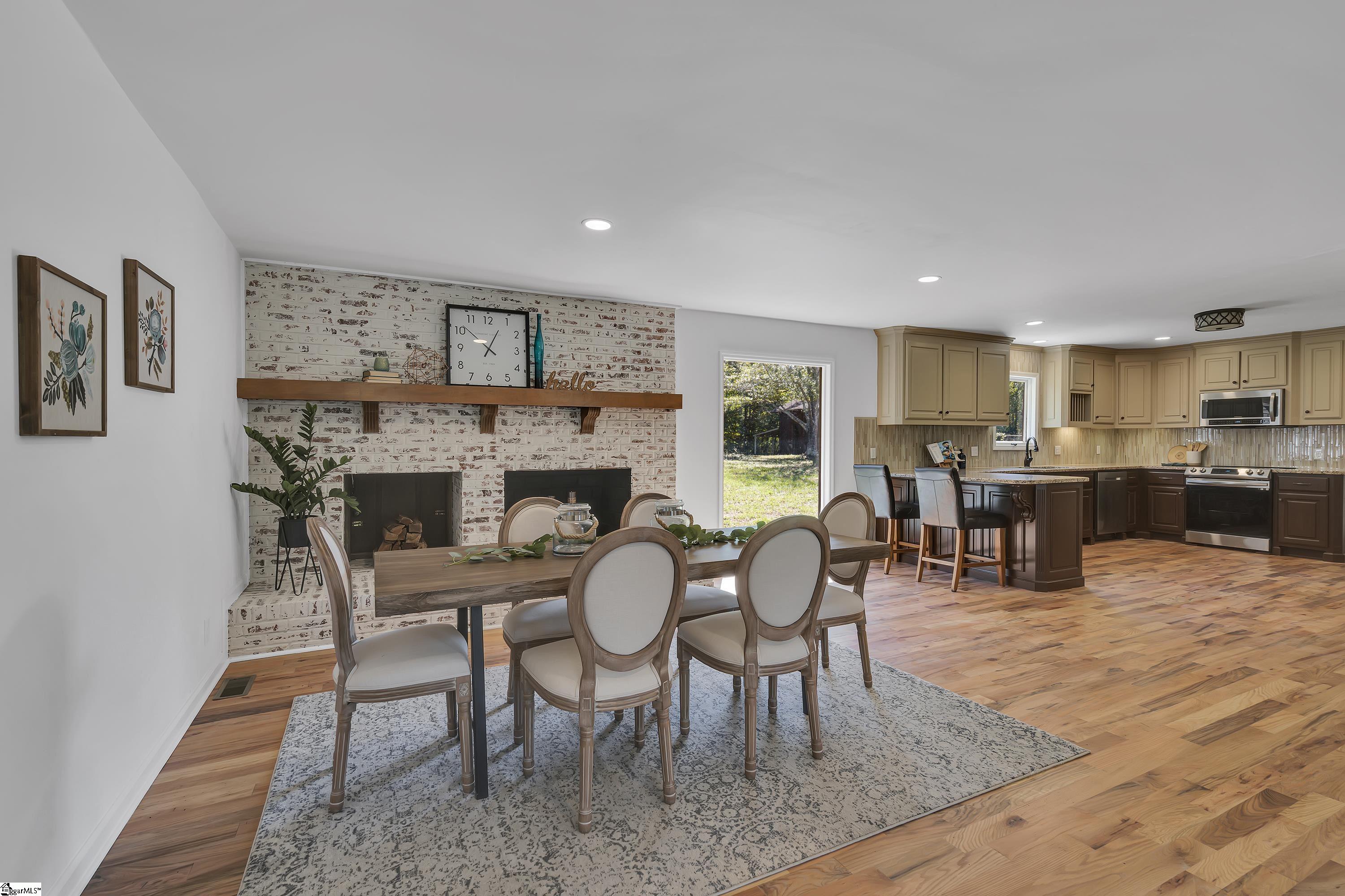 311 Old Pendleton Road Greenville, SC 29611 - Photo 8 of 32 Gallery Image 8